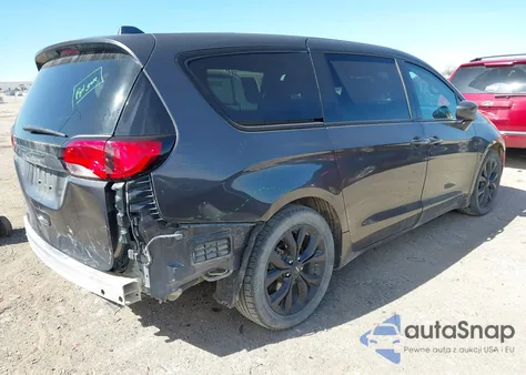 2020 Chrysler Pacifica Touring из США, поврежденный, VIN 2C4RC1FG9LR223639